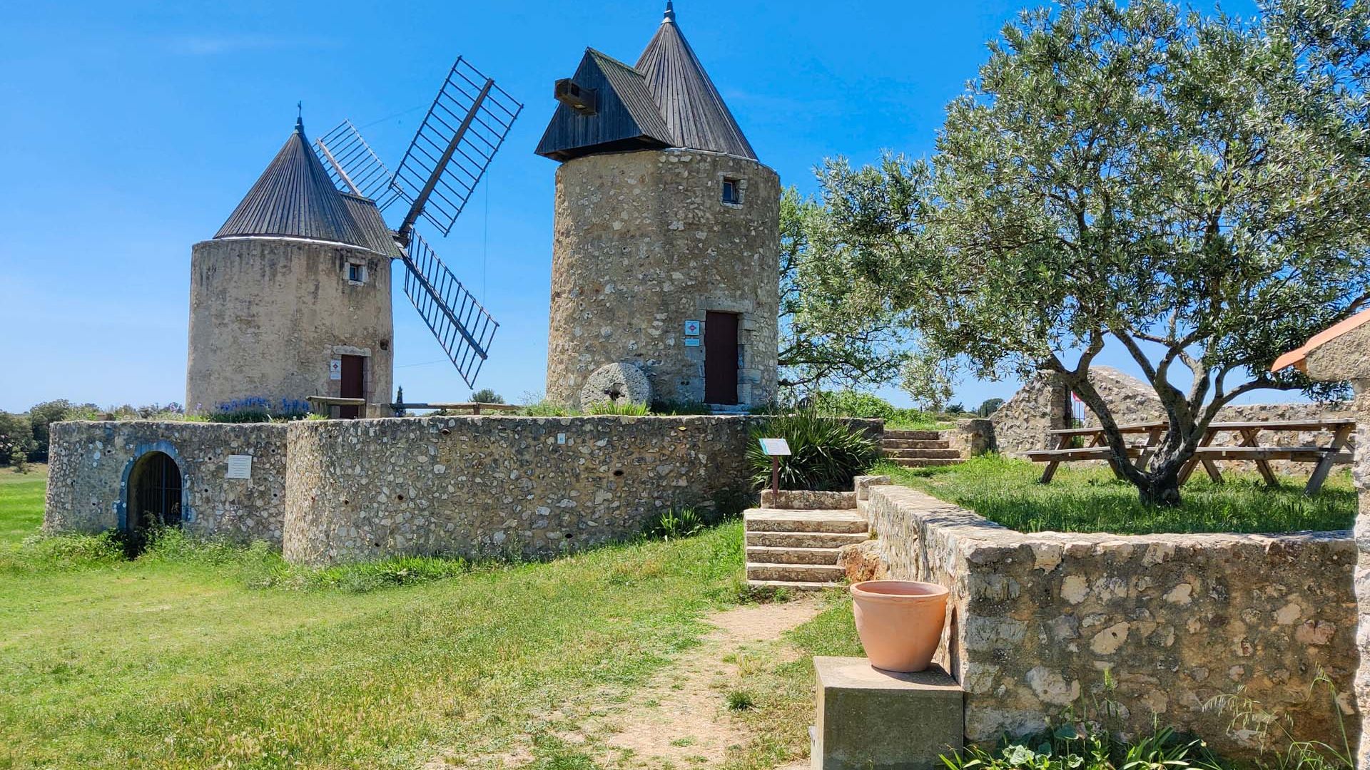 Le village de Régusse dans le Var