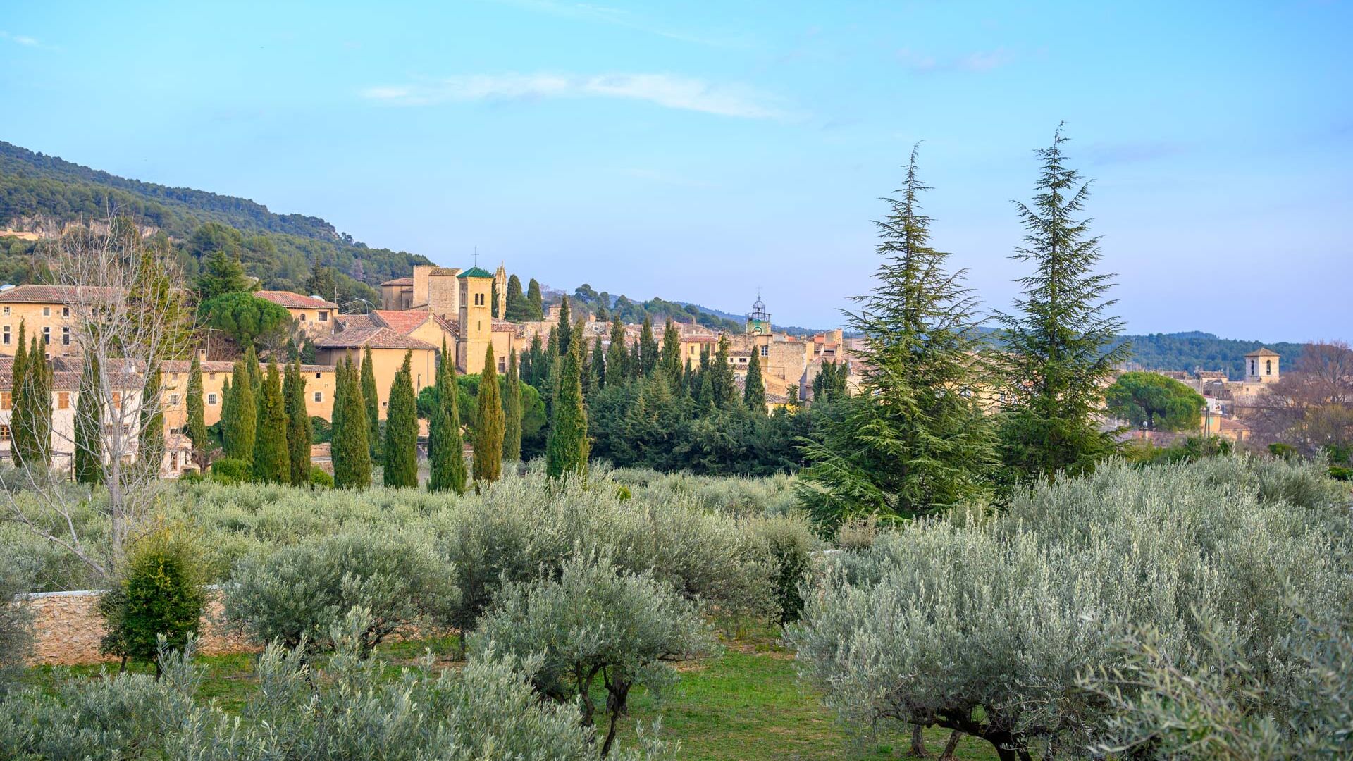 Le village d'Aups en Provence