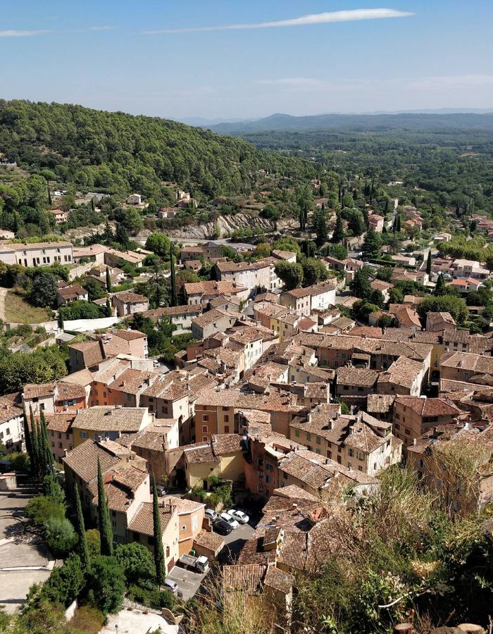 Le village de Cotignac