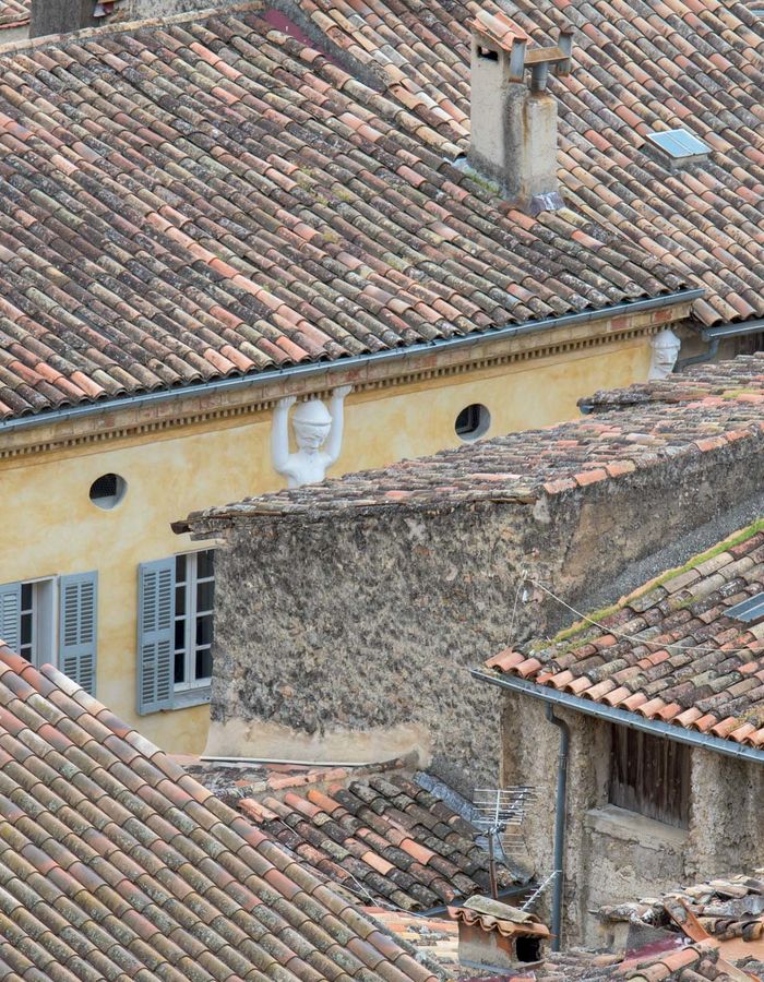 Le village de Cotignac