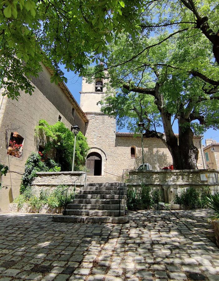 Le village de Fox-Amphoux dans le Var